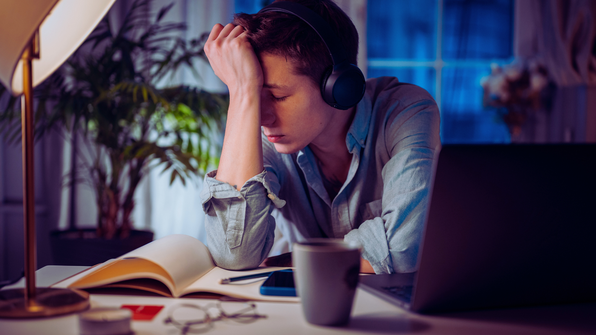 Digital Burnout: Signs, Symptoms, and Recovery Strategies