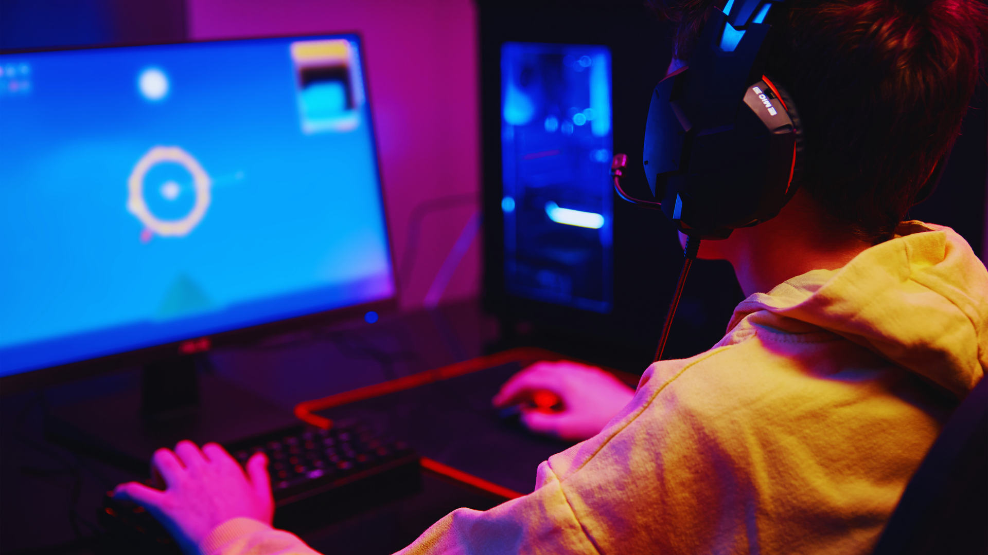 The Psychology Behind Gaming Addiction: Understanding the Triggers and Impacts